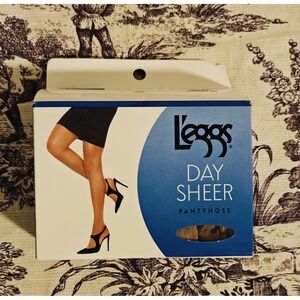 New Hose Pantyhose L'eggs Day Sheer Control-Top DG0004 Nude Q